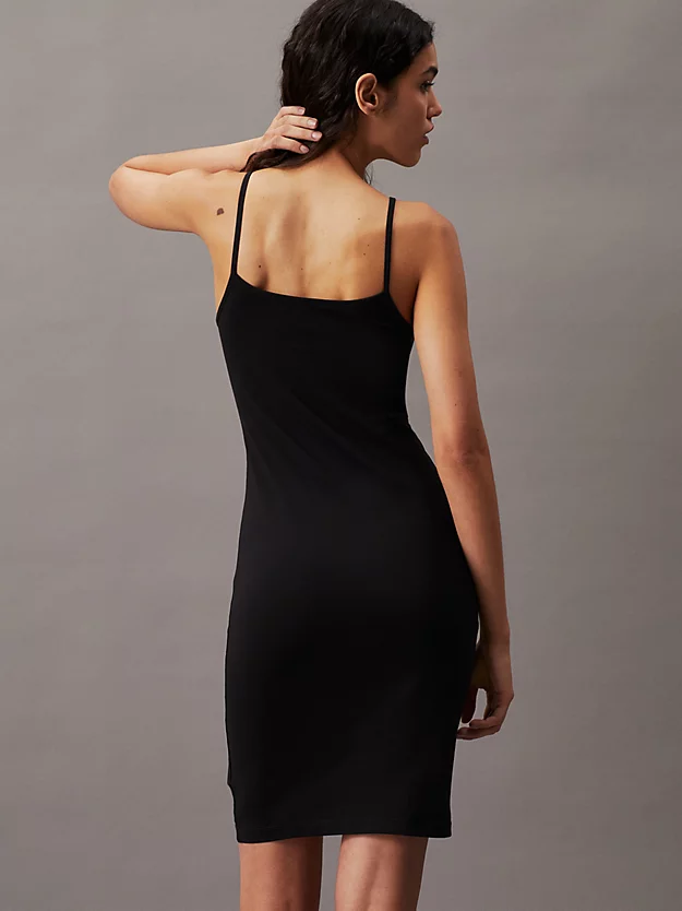 Vestido Slim com Corpete Monogramado