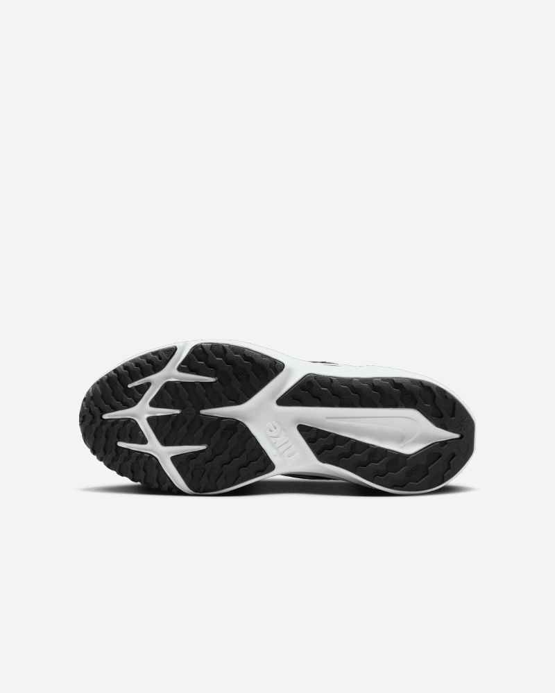 Chaussures Nike Star Runner 4 Noir & Blanc pour enfant