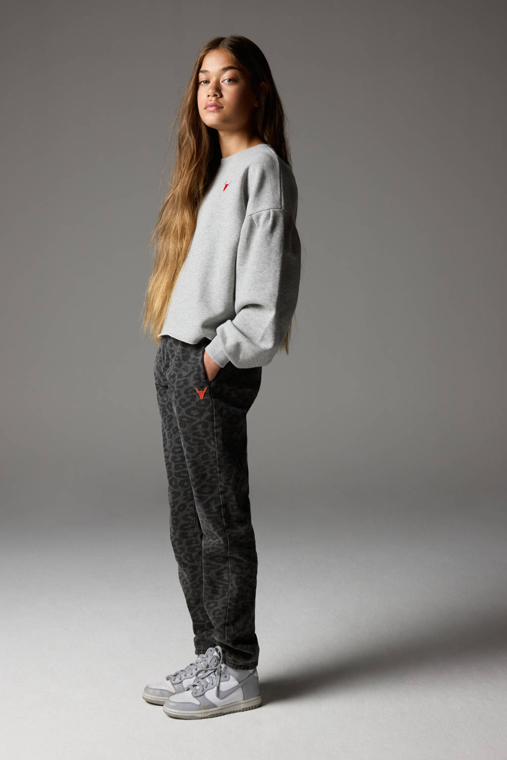 Alix the Label straight leg jeans met panterprint washed dark grey