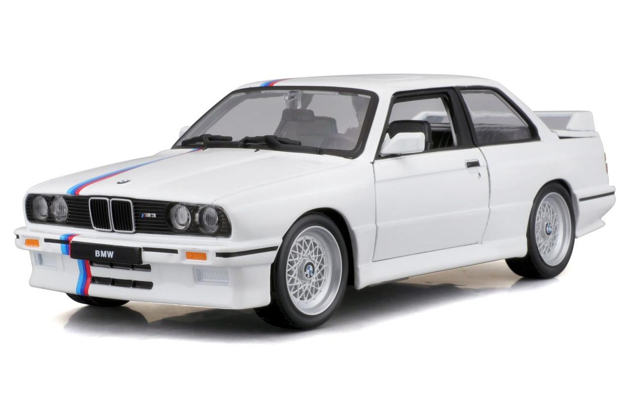 BMW M3 (E30) 1988 Weiss 1:24Sammlermodell im Massstab 1:24