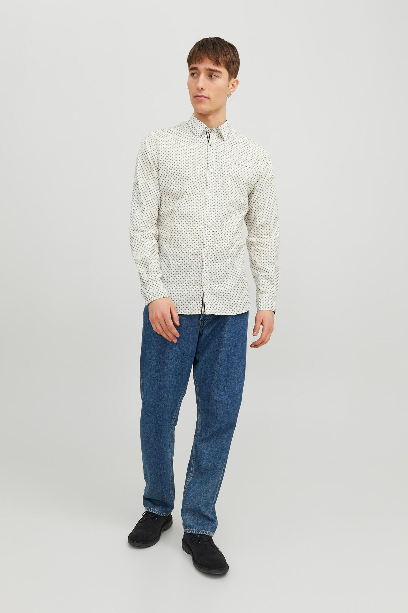 Camisa slim fit com microestampa