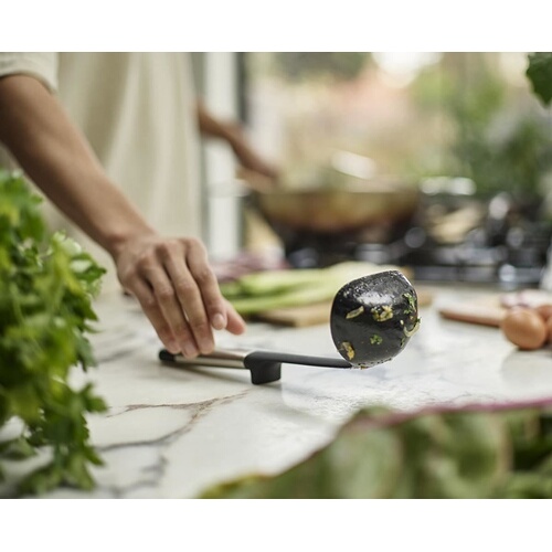 Accessoire de cuisine Joseph Joseph Louche en silicone avec porte-outils integré Elevate