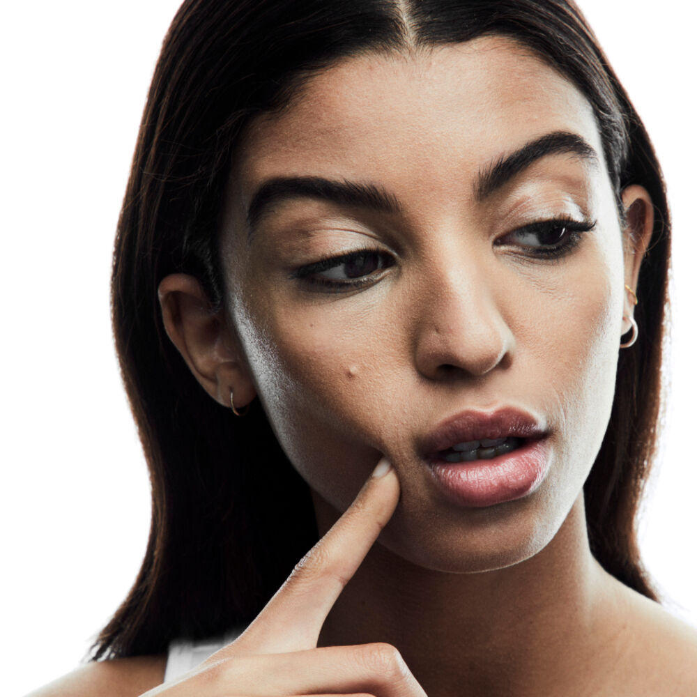 Nu Bare Look Tint  FOND DE TEINT POUR LA PEAU FLEXIBLE ET MODULABLE. ENRICHIE EN ACIDE HYALURONIQUE. - Nu_9