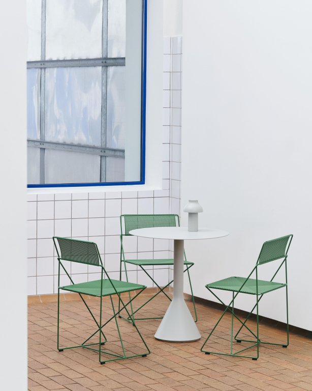 Hay Palissade Cone tuintafel 70 Anthracite