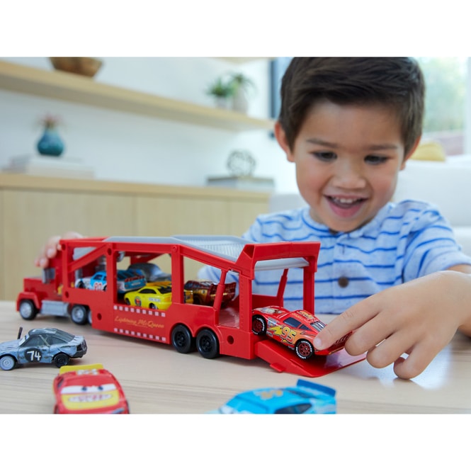 Disney Cars - Transporter Mack mit Rampe