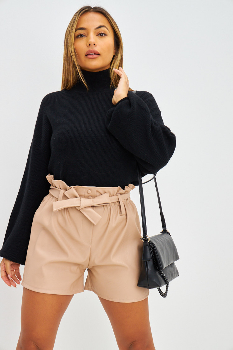 Short beige foncé taille haute en simili cuir