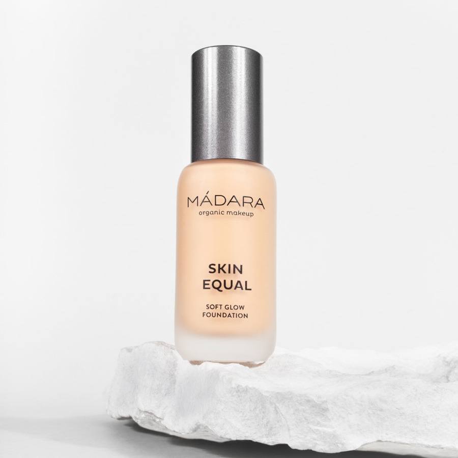 Mádara Skin Equal Foundation #20 Ivory 30ml