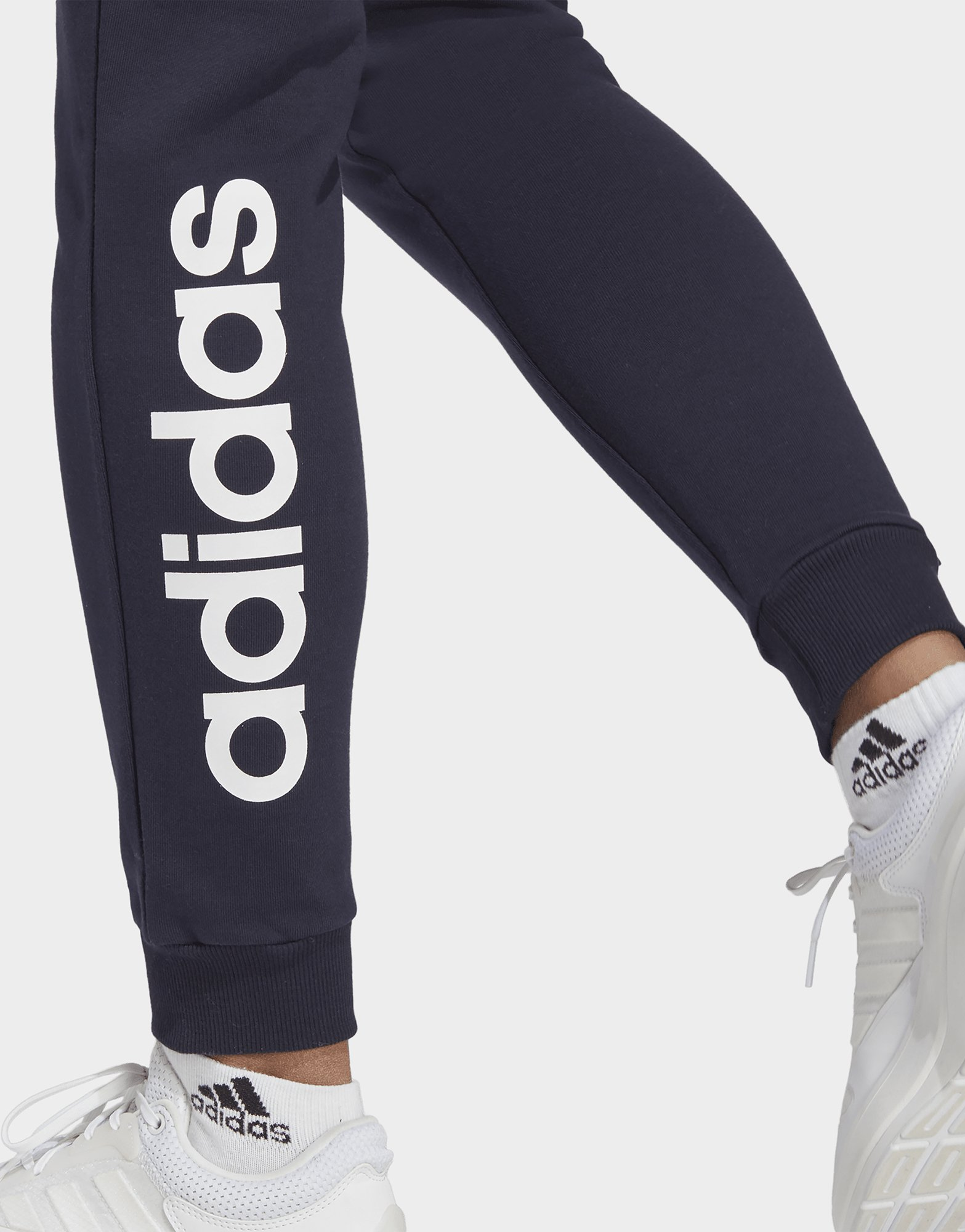 adidas Pantalon en molleton à chevilles élastiques Essentials Linear