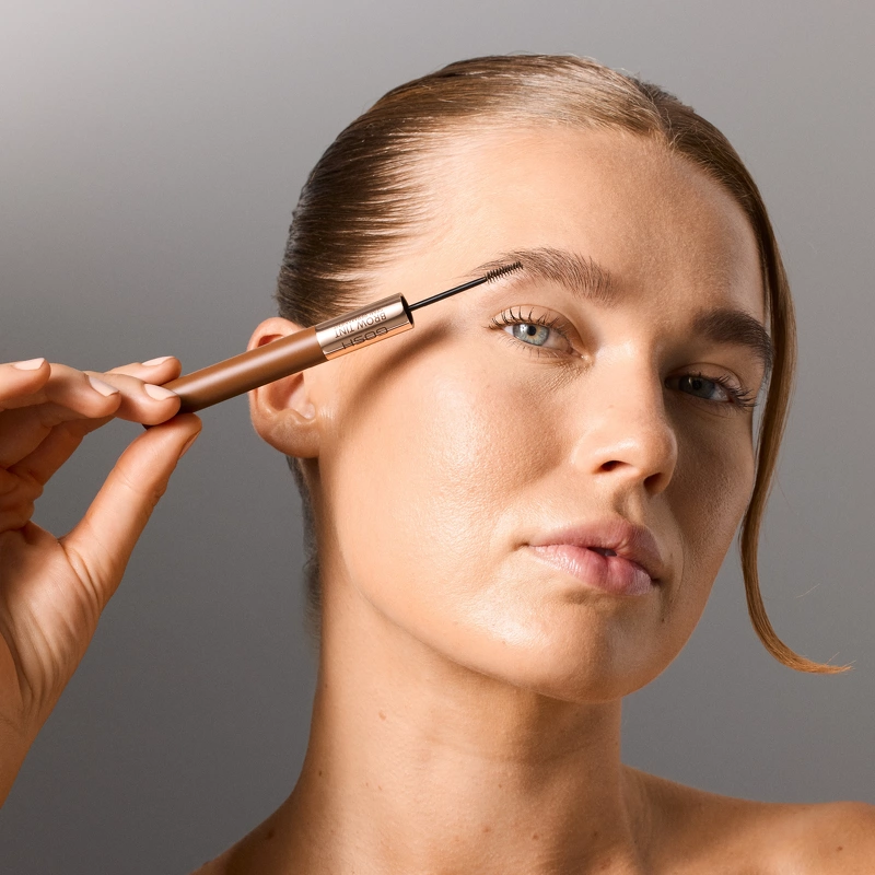 GOSH Brow Tint Semi-Permanent 2,9 gr. - 001 Light Brown