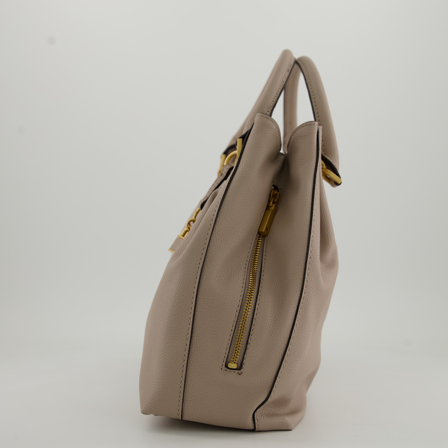 GUESS COSETTE GIRLFRIEND CARRYALL