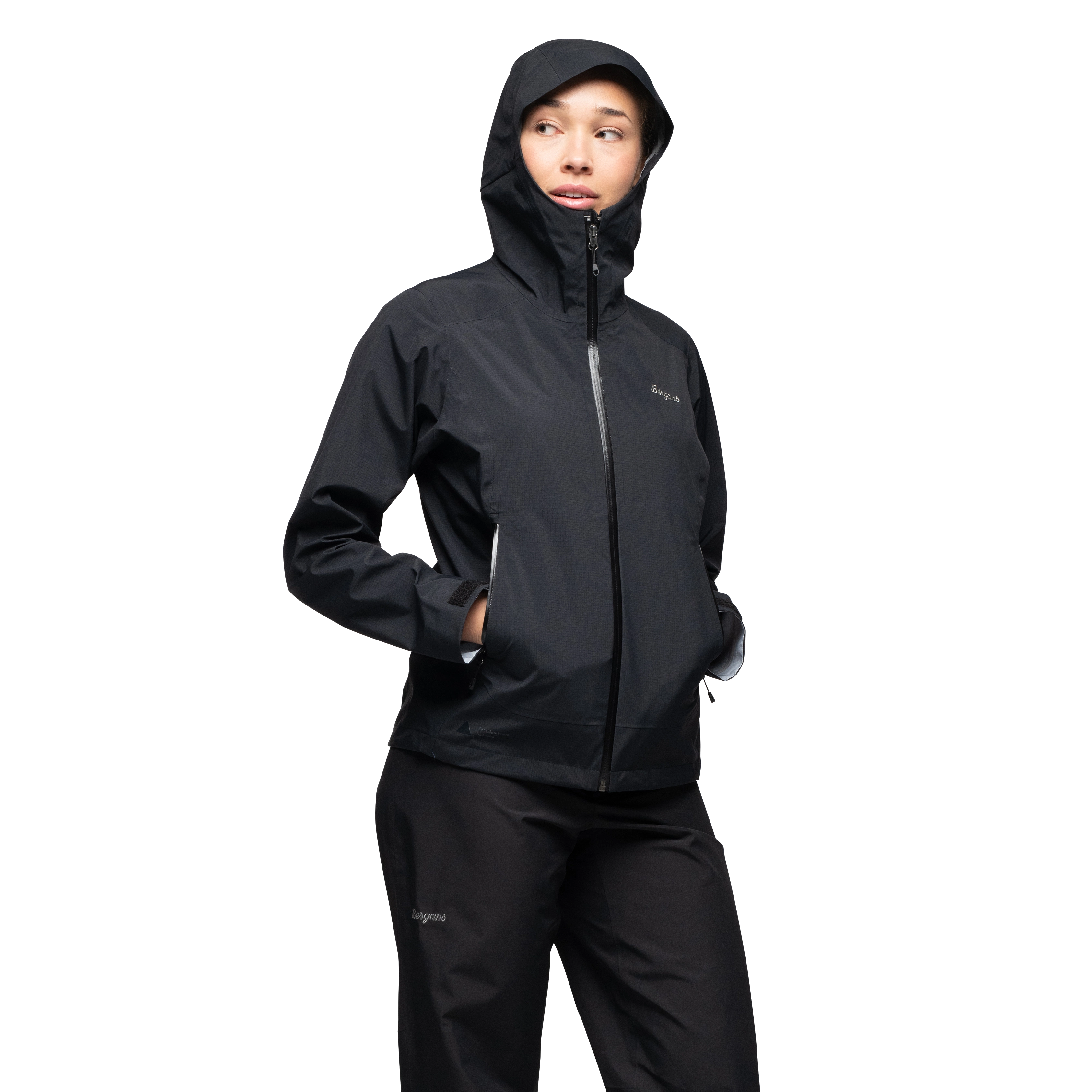 Essentials 3L Shell Jacket Women Black