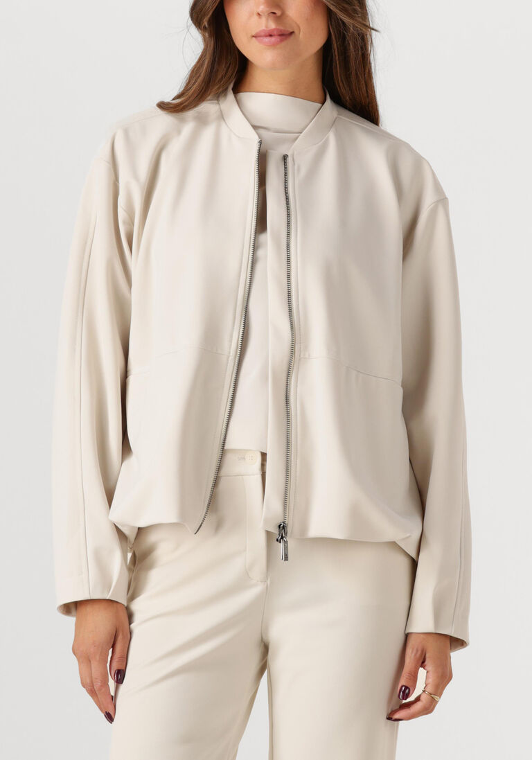 beige japan tky jack aya