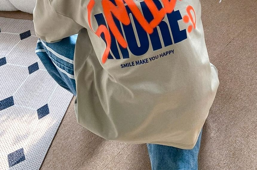 SeoulPop - T-shirt met korte mouwen en tekst in losse pasvorm