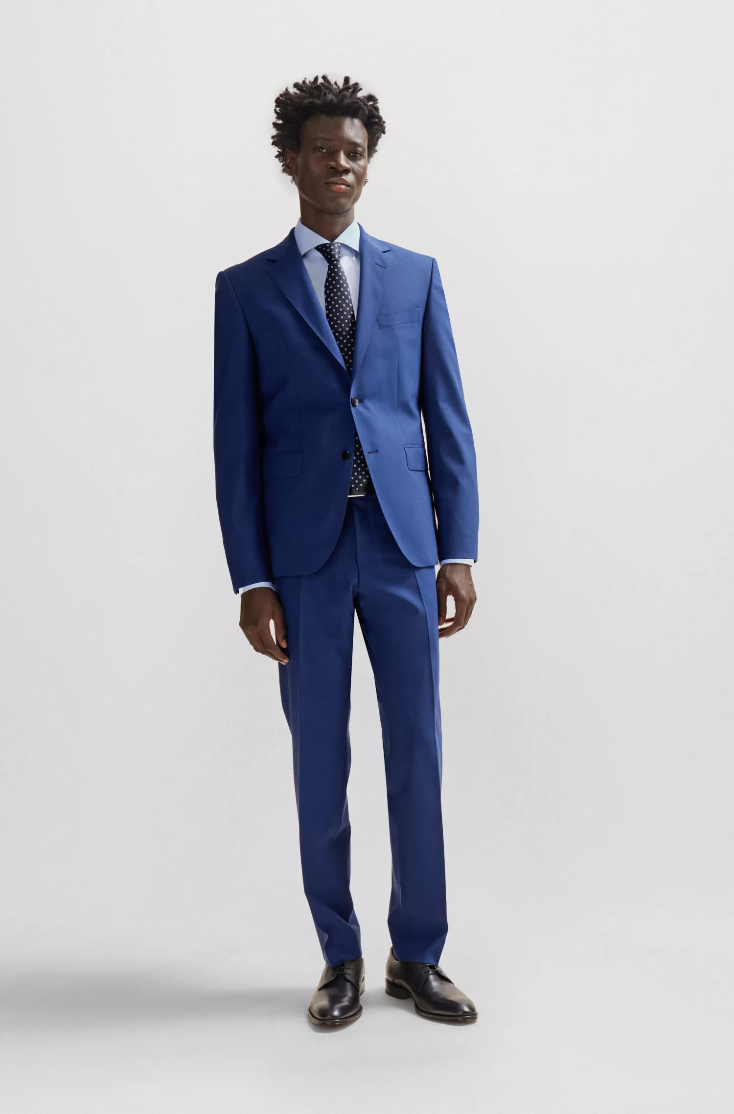 Camisa BOSS preta de corte regular em sarja de algodão com elastano.
