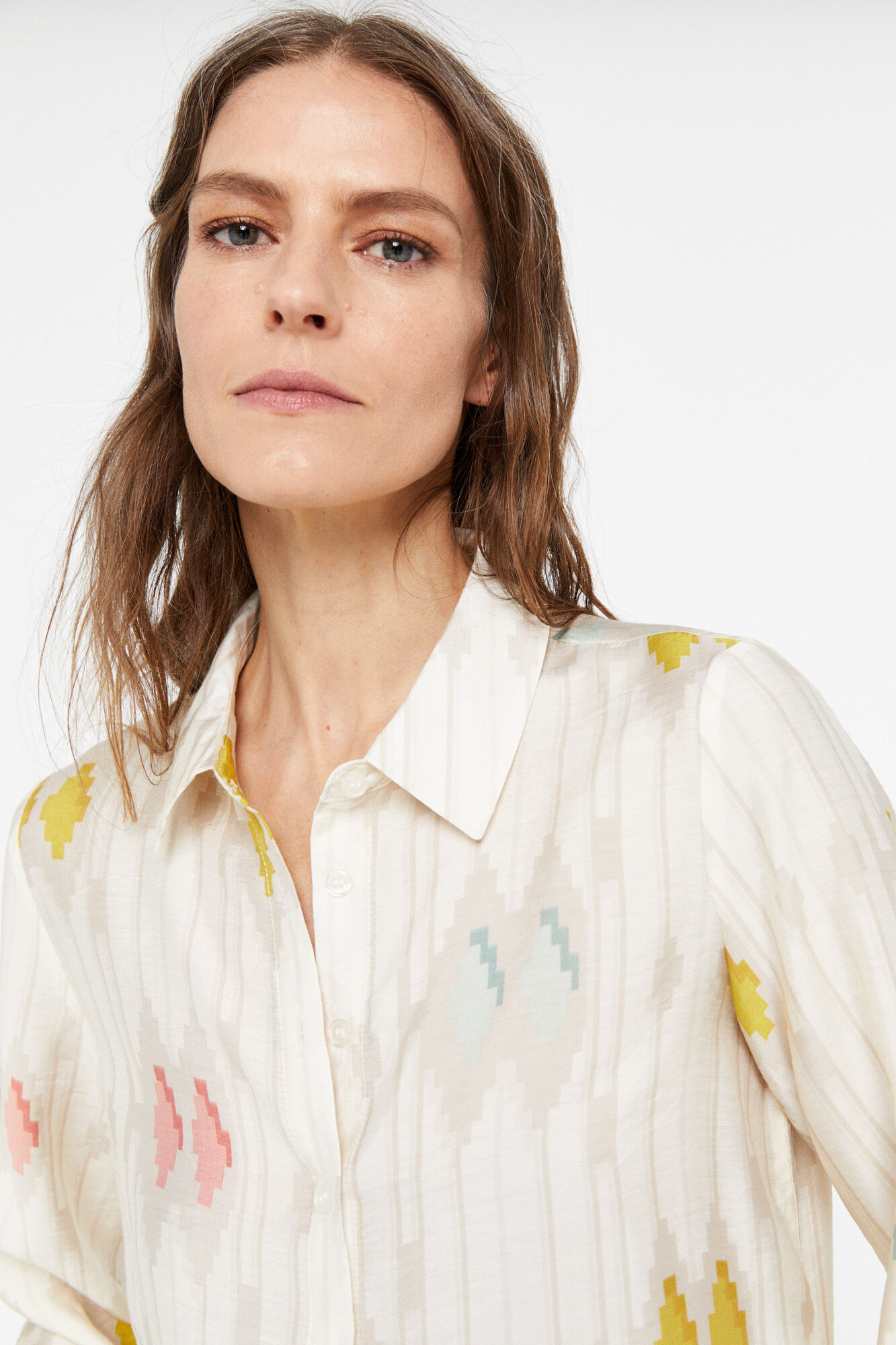 Camisa fluida - Estampa branca