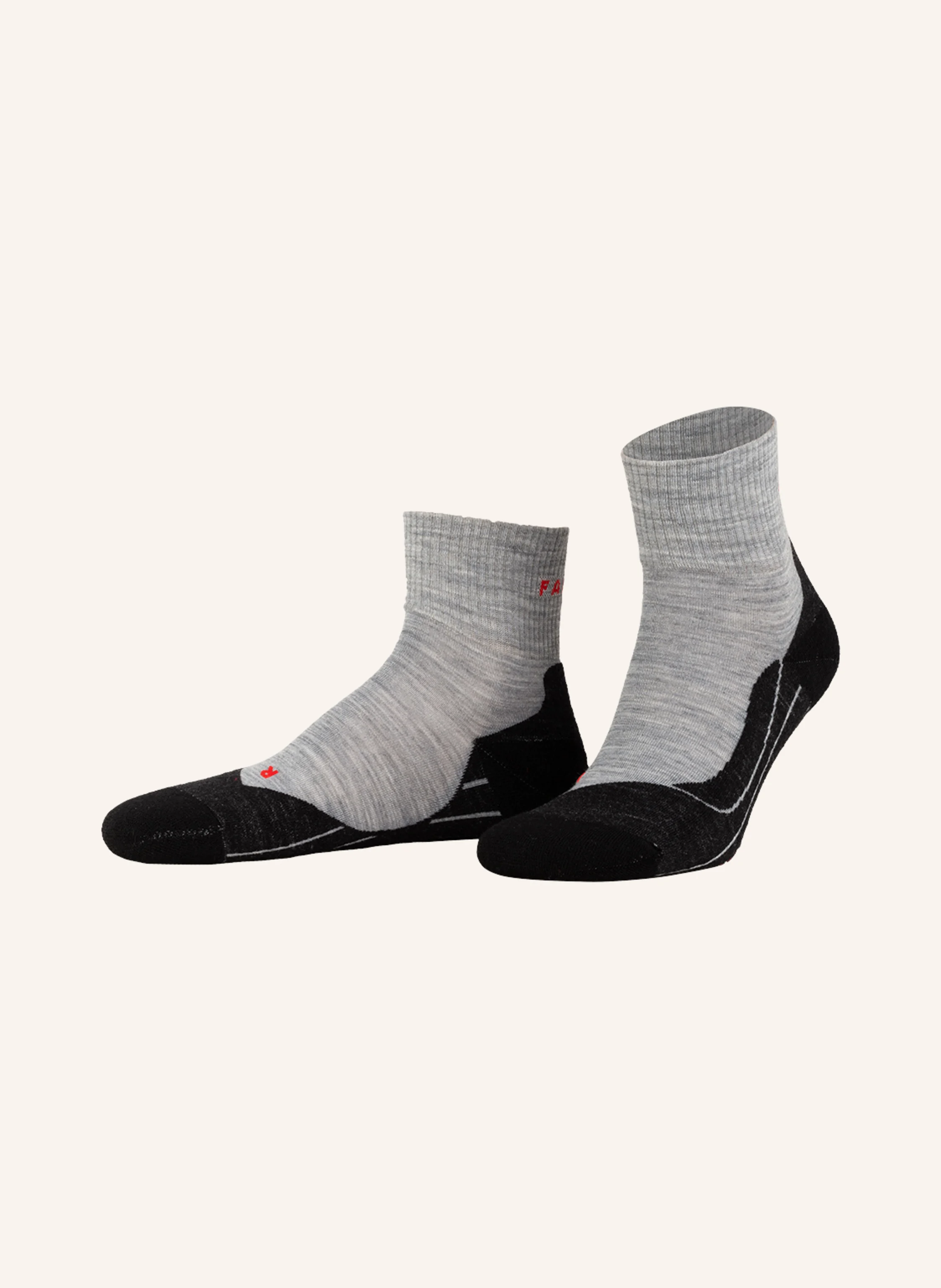 FALKE Trekking-Socken TK5 WANDER WOOL SHORT aus Merinowollle