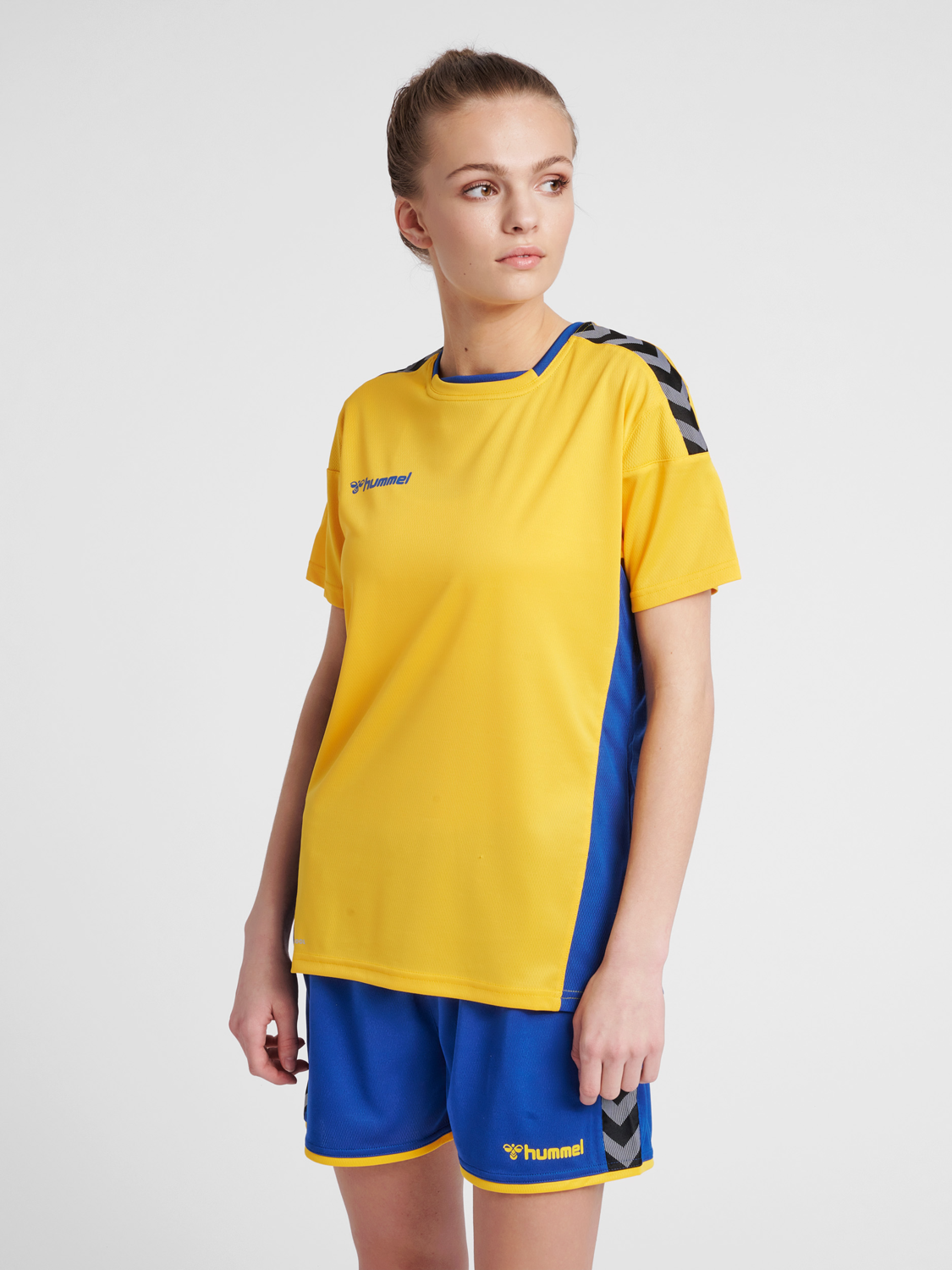 hmlAUTHENTIC POLY JERSEY WOMAN S/S
