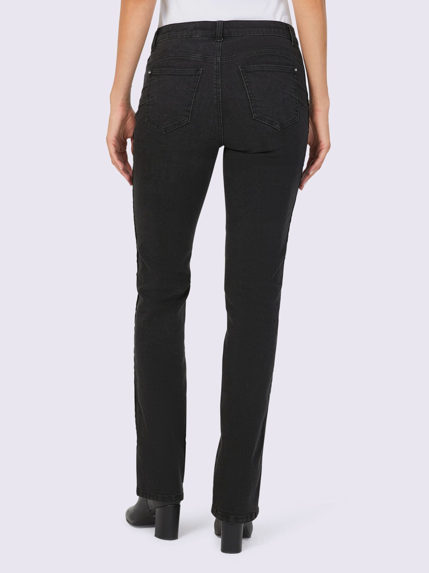 Jean push-up qualité coton doux sur la peau