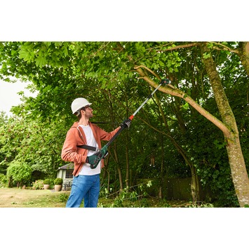 Bosch 18V hoogsnoeier UniversalChainPole (incl. 2.5Ah accu + lader)