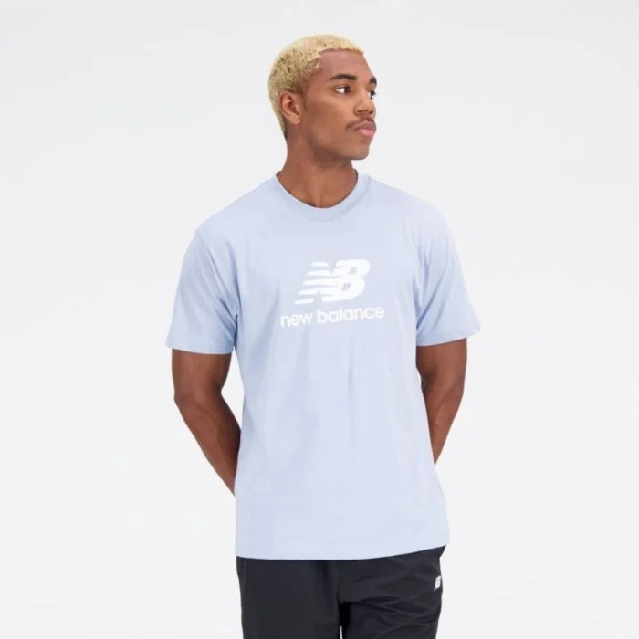 New Balance Herre Trøjer Essentials Stacked Logo SS Tee Blå