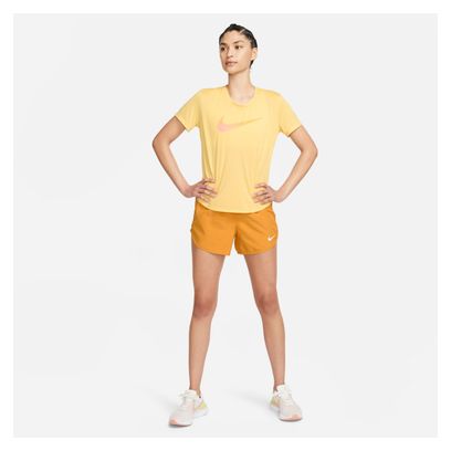 Maillot manches courtes Femme Nike Dri-Fit Swoosh Jaune