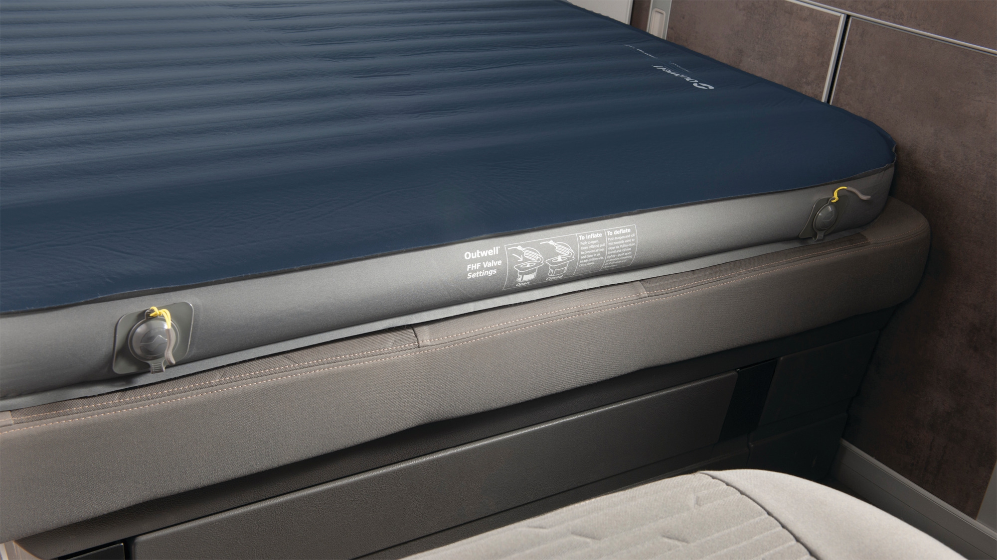 Outwell Dreamboat Campervan Isomatte / Liegematte selbstaufblasend Blau 200 x 114 cm