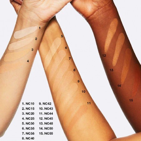M·A·C Cosmetics Anti-cernes Studio 24h NC45