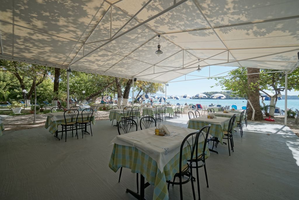 Avra Beach Hotel Logies en ontbijt - Hotel