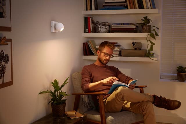 Philips Hue Buckram udtrækkelige spotlys 5W (hvid)
