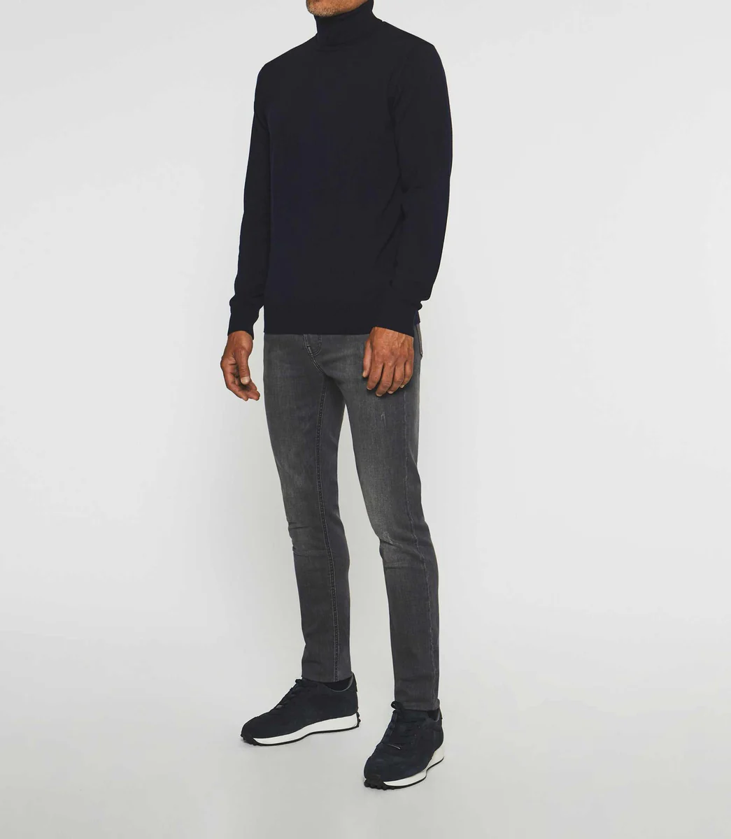 Pull col roulé en laine marine BRUNO