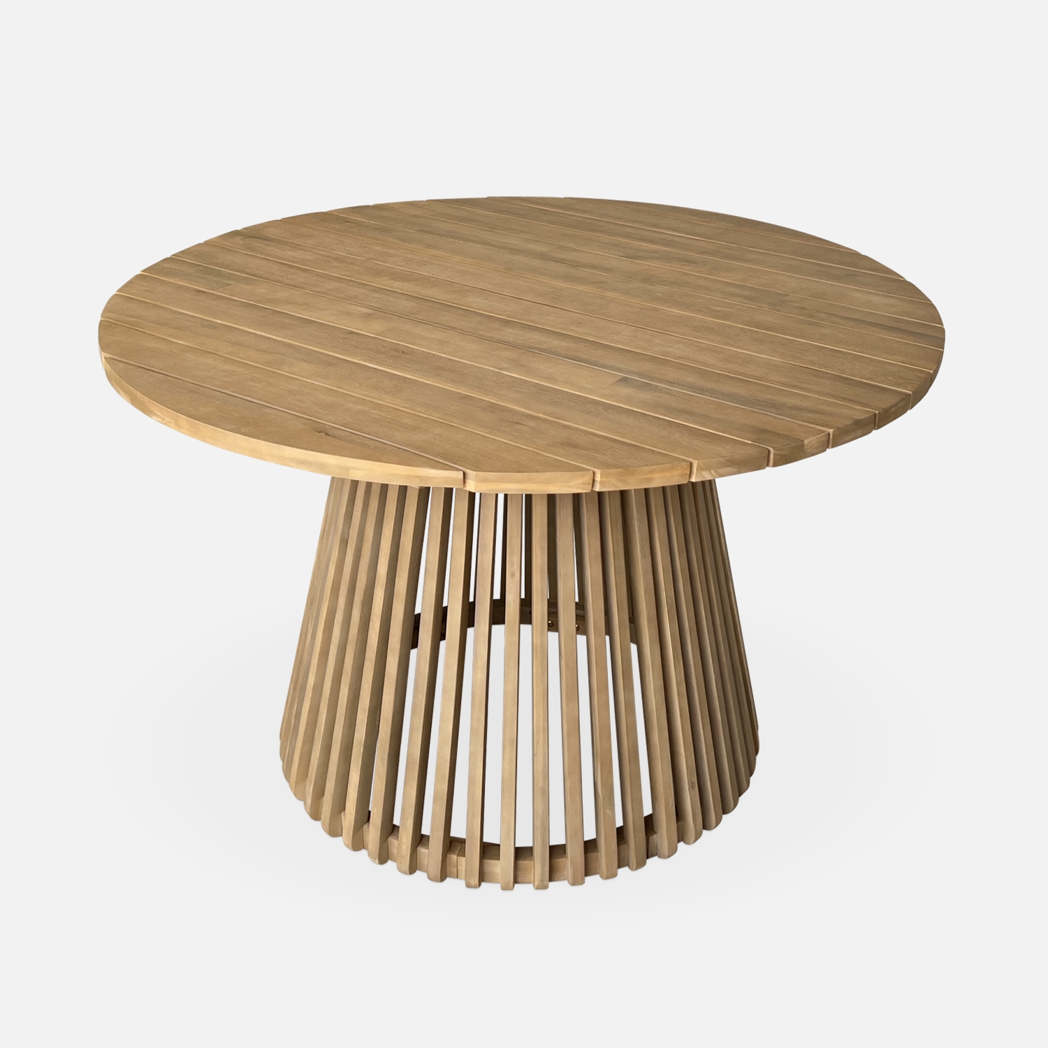 Table à manger en bois d'acacia. 4 places. Intérieur et extérieur