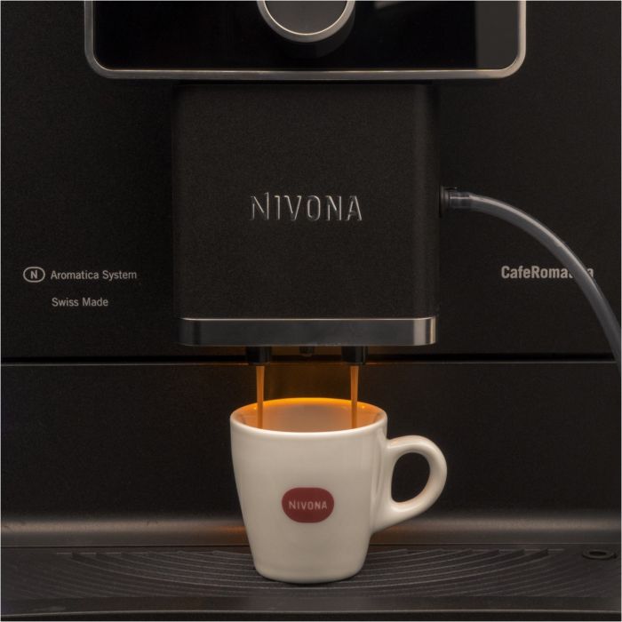Nivona Kaffeevollautomat CafeRomatica NICR 960 // 1kg Nivona Kaffee gratis