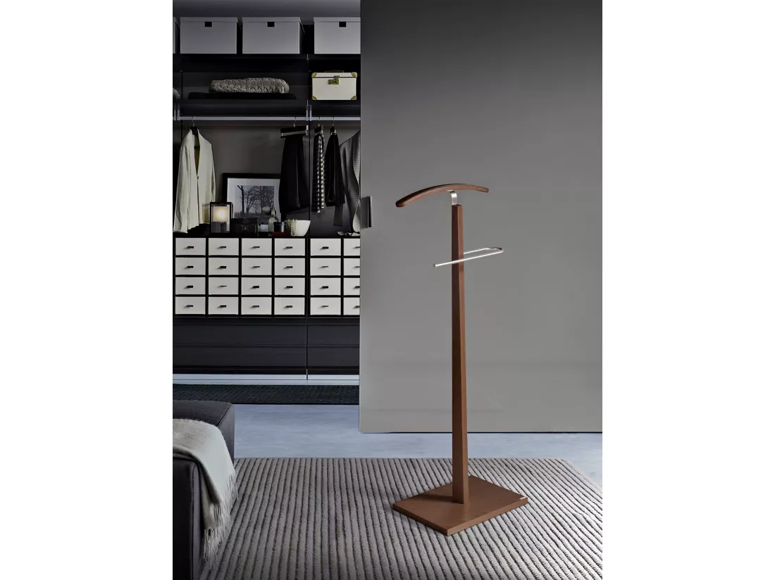 Valet de nuit - H114cm x L48cm x P28cm - hêtre massif noyer - Smart