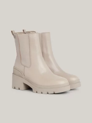 Botas de couro com salto bloco médio