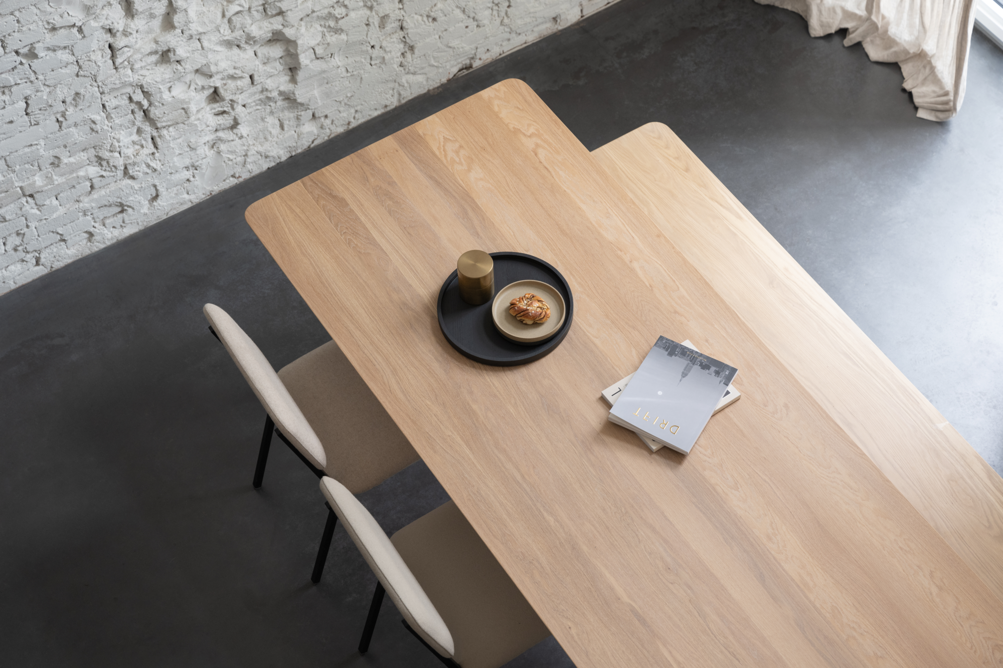 Studio HENK tafel New Classic Rechthoekig, zwart frame - Smart Collectie 200 x 100 cm | Eikenhout | Verjongde rand | Frame Zwart