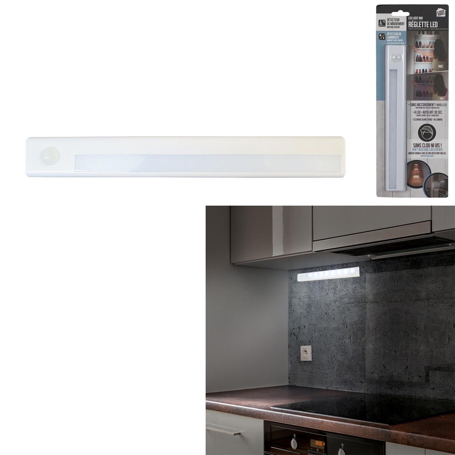 DETECTEUR LED X8 MOUVEMENT REGLETTE 50 LUMENS