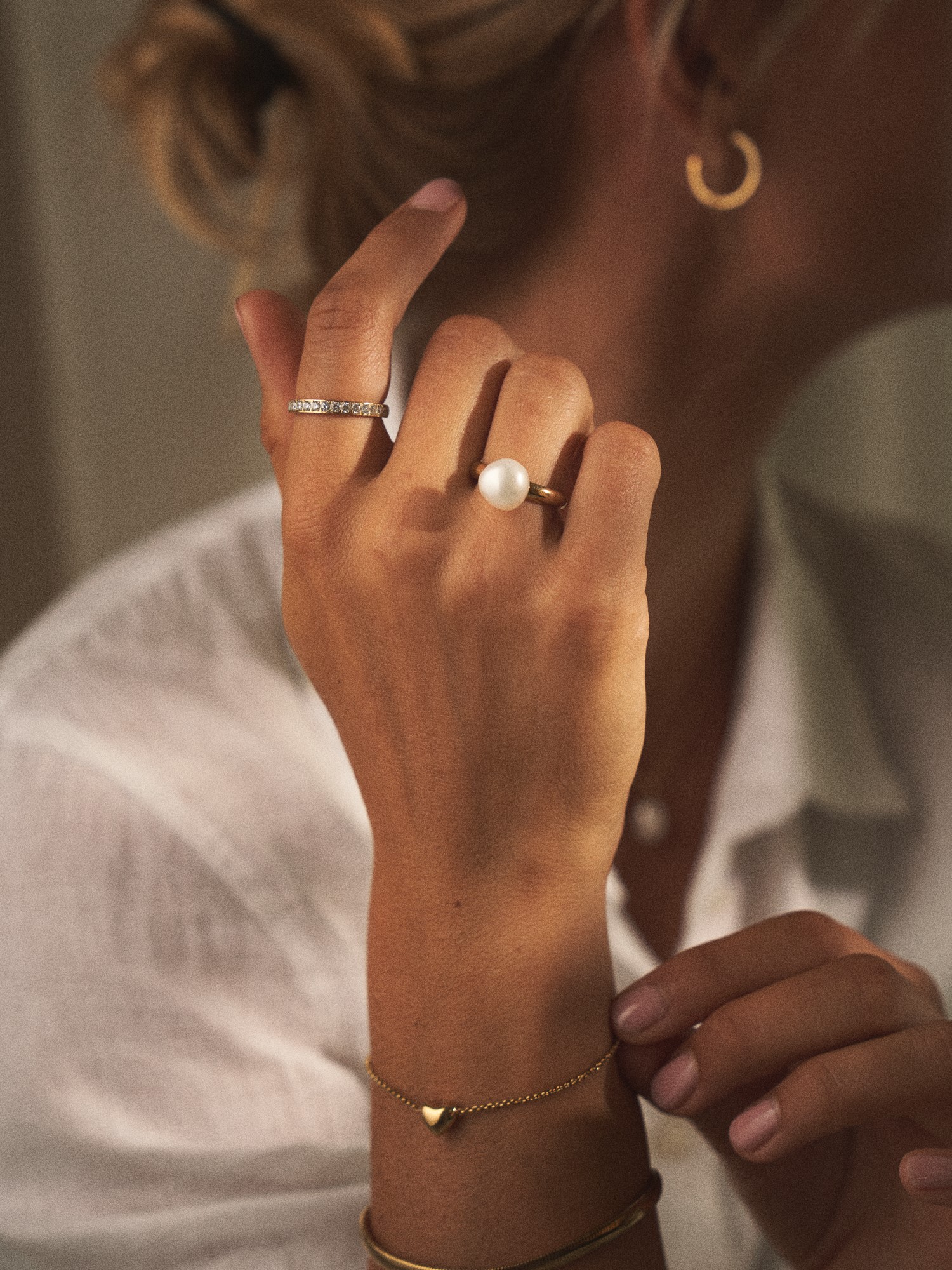 Krone-ring S | 14k forgyldt rustfrit stål/cubic zirkonia. Ø17 mm. | Gold | BUD TO ROSE