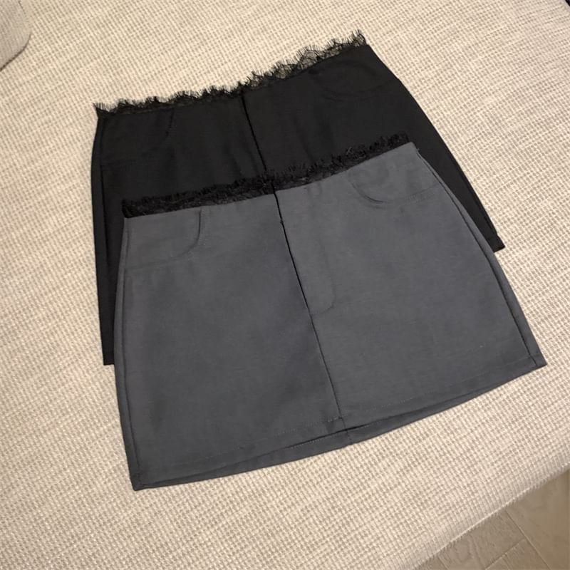 Metonymph - Mini-kokerrok met hoge taille en kanten rand