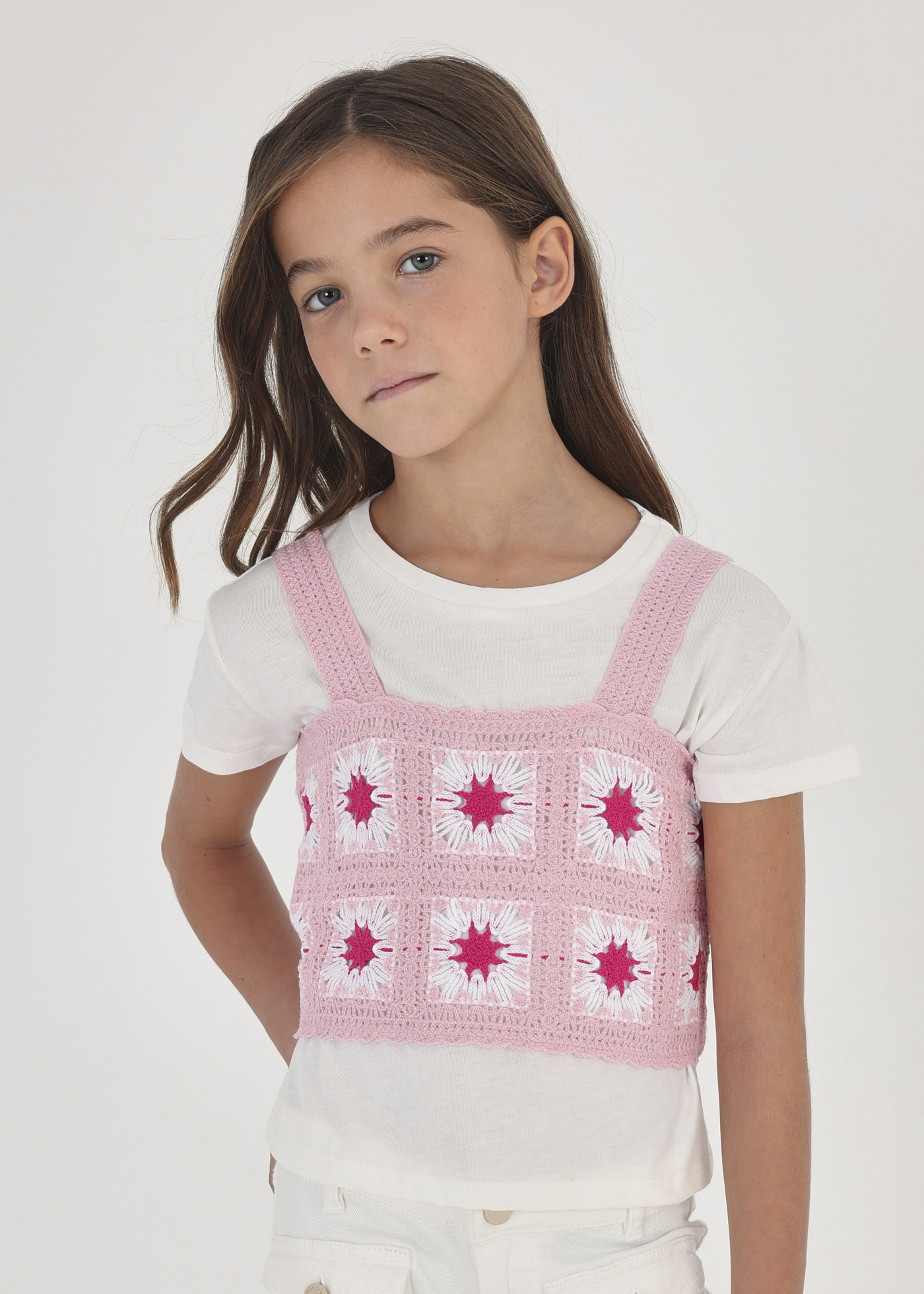 Conjunto de 2 peças: blusa de crochê e camiseta para meninas