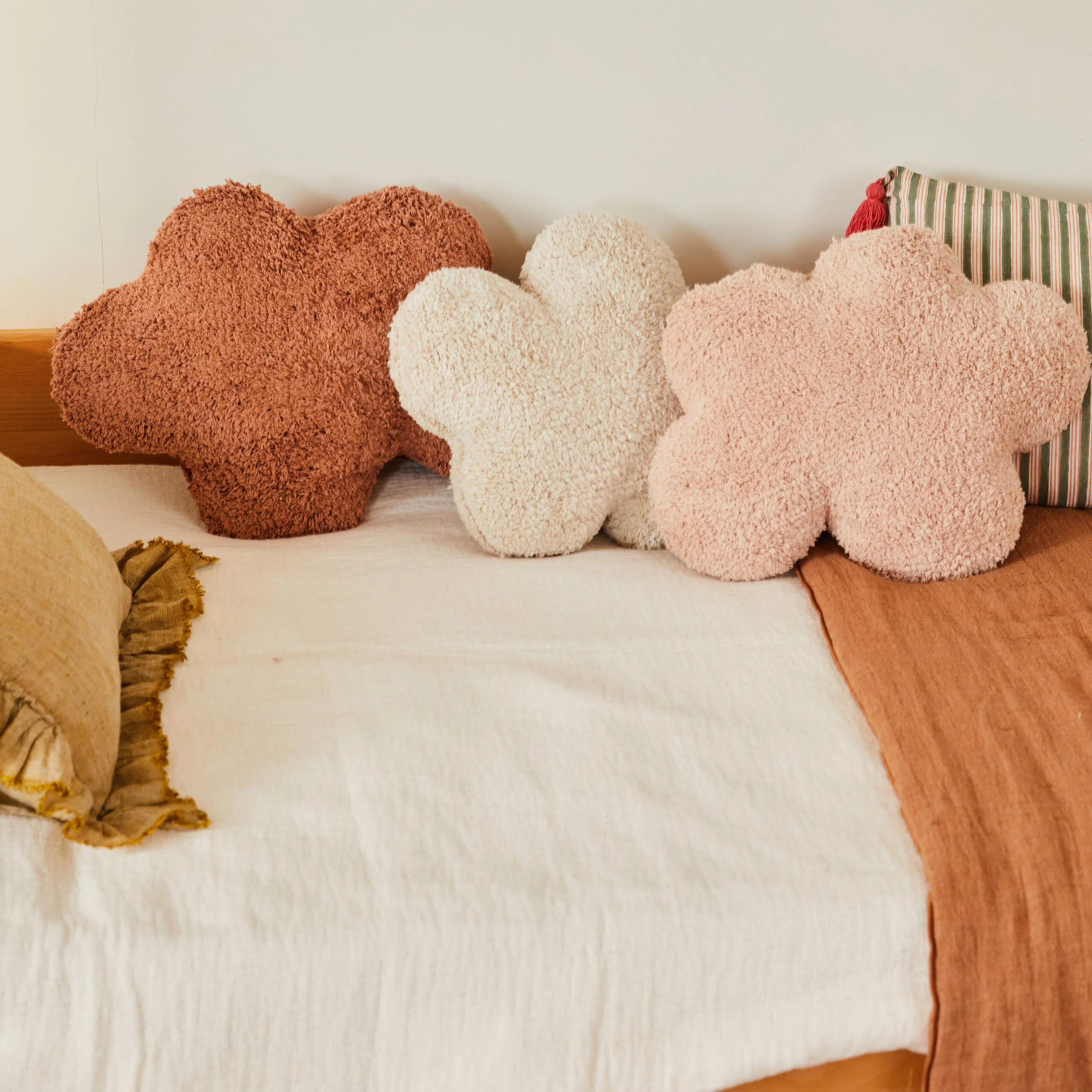 NUAGES - Coussin de sol en coton | Marron