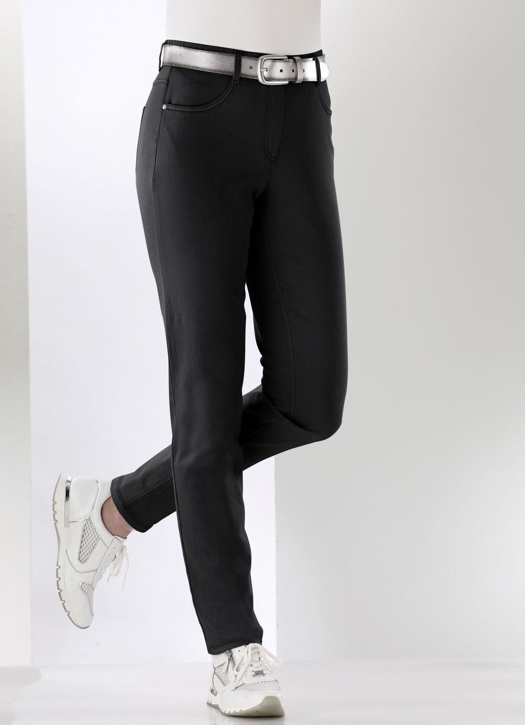 Magic-Jeans mit hohem Stretchanteil