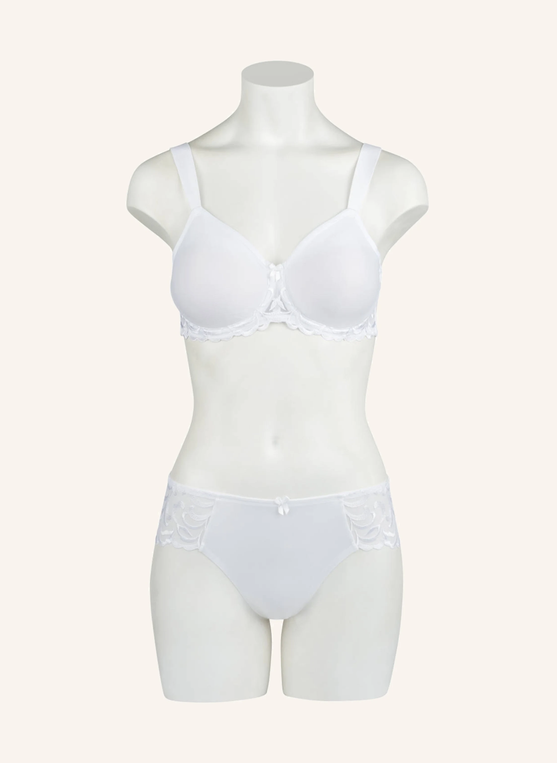 Triumph Slip MODERN FINESSE