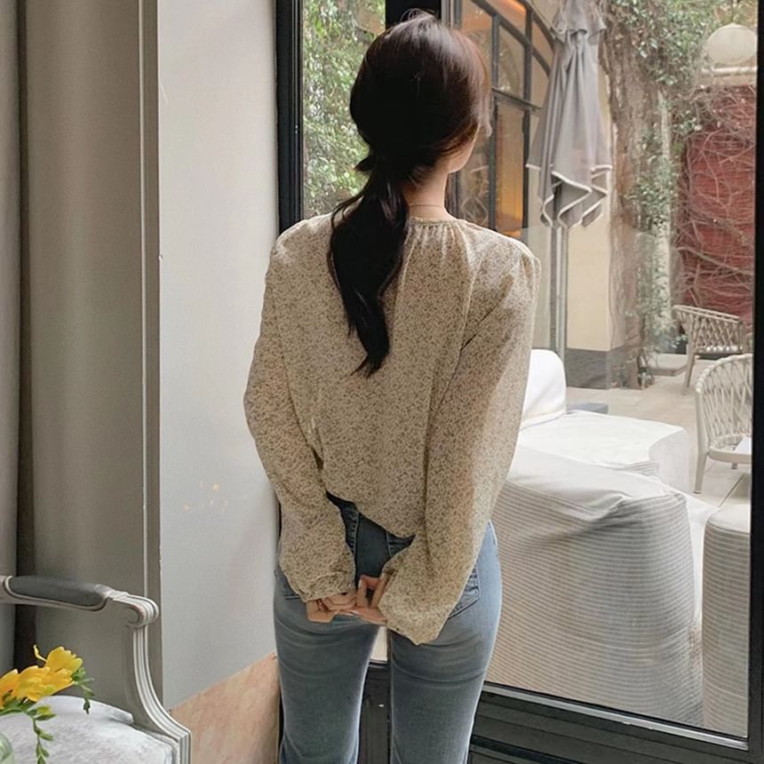 Happo - V-hals bloemenblouse