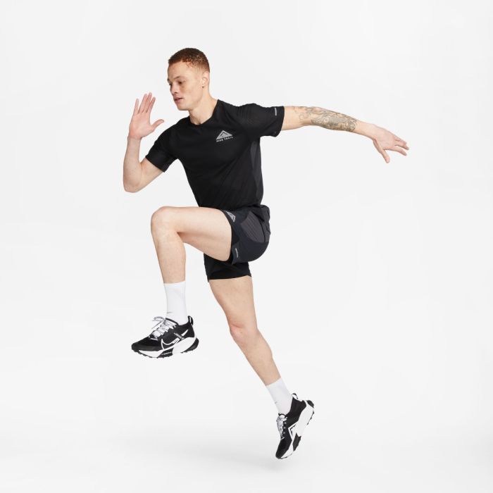 Nike Herre T-shirts Dri-FIT Solar Chase Short Sleeve Tee Sort