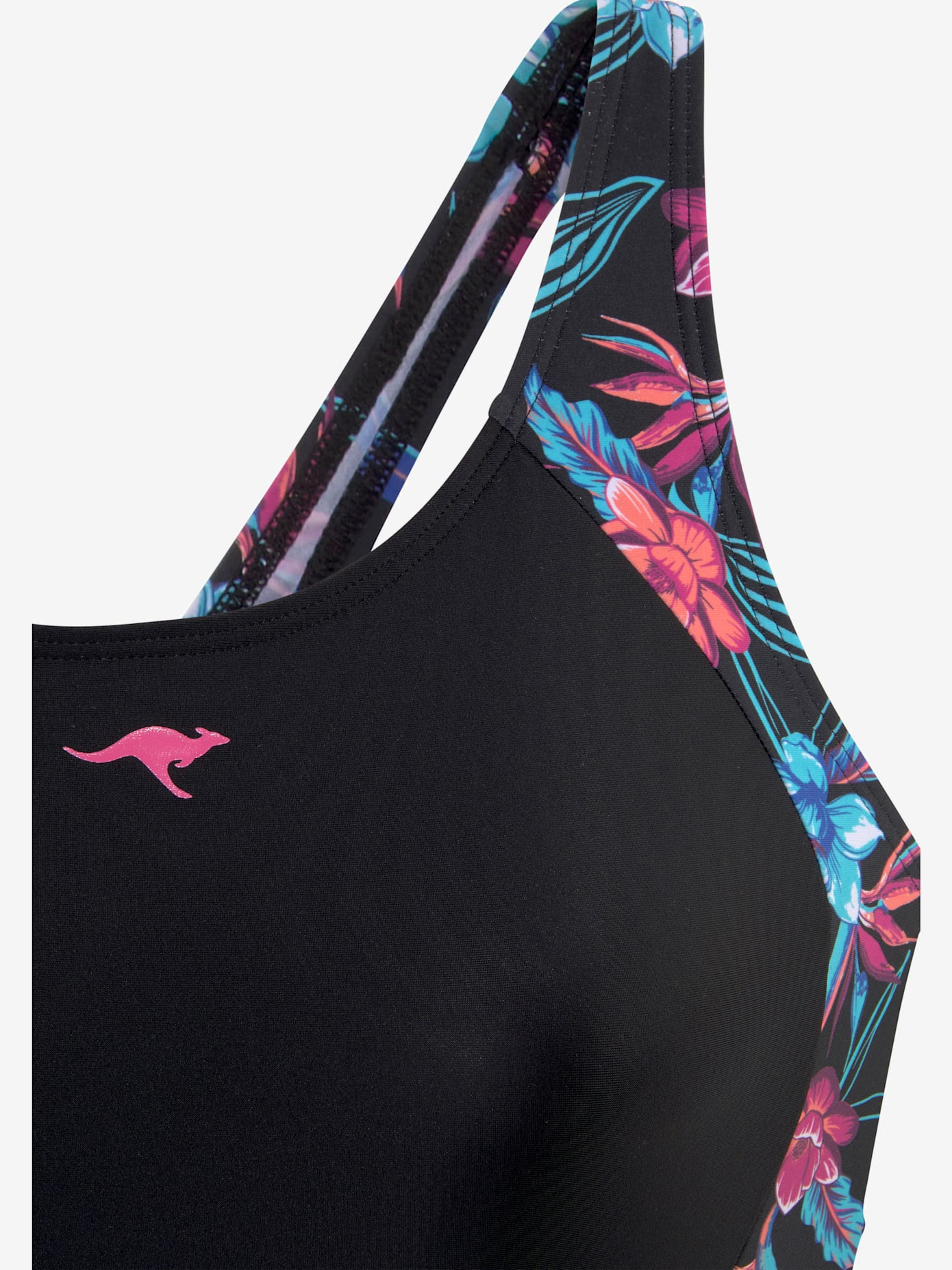 Maillot de bain imprimé, effet de couleur différent pour chaque pièce