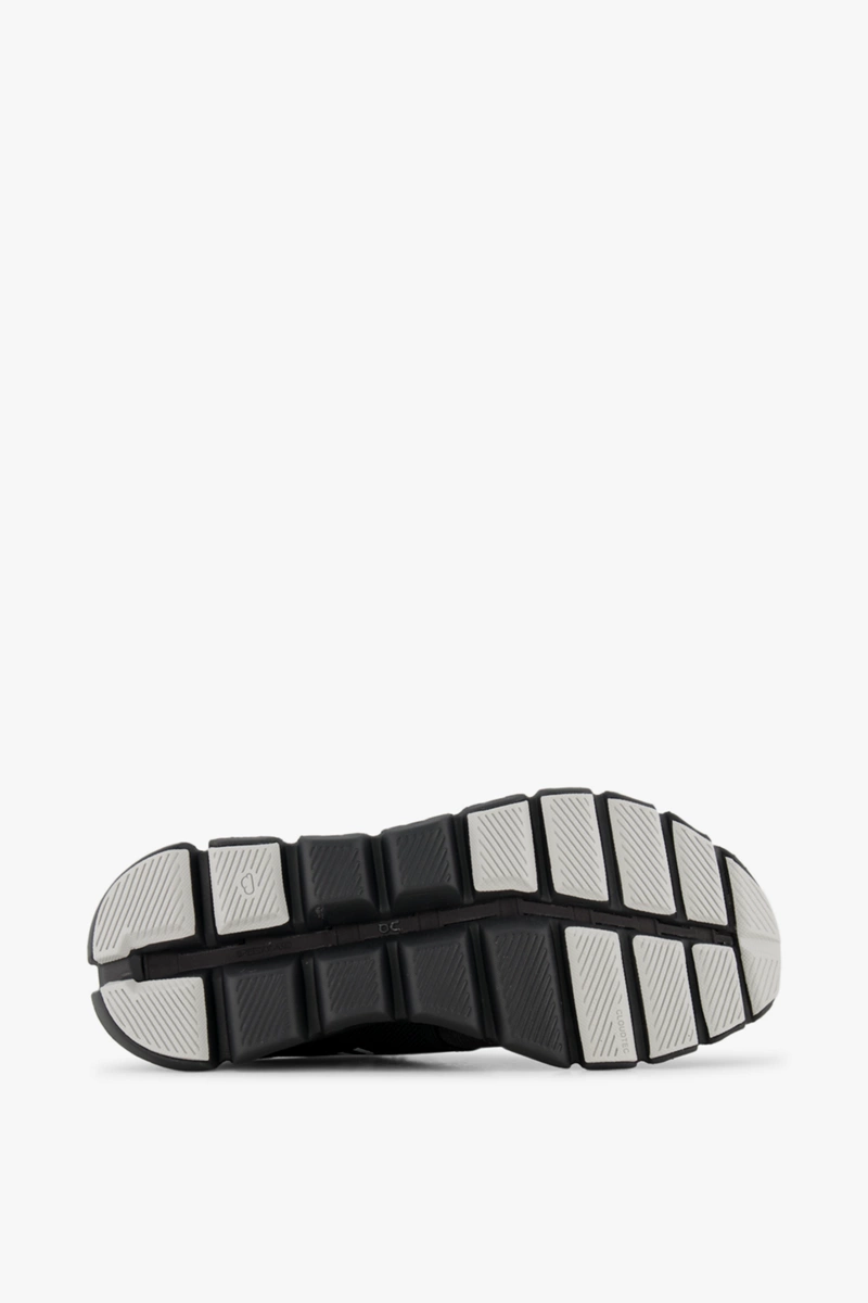 ON Cloud X 3 Damen Fitnessschuh