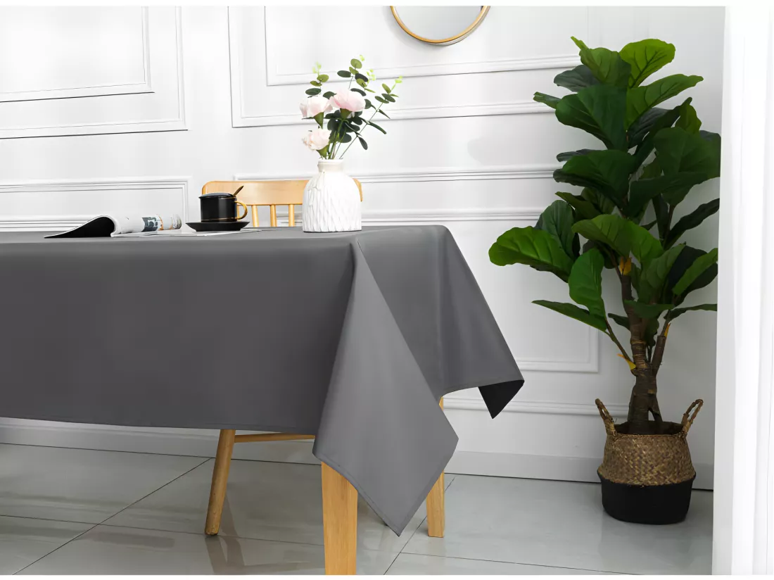 Nappe antitache unie Anthracite rectangulaire 145 x 240 cm