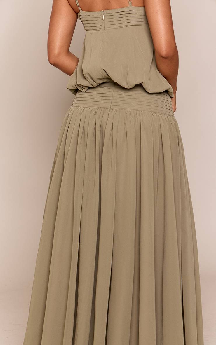 Vert Olive Robe Maxi Fluide En Mousseline À Bretelles Avec Détails De Coutures Petite