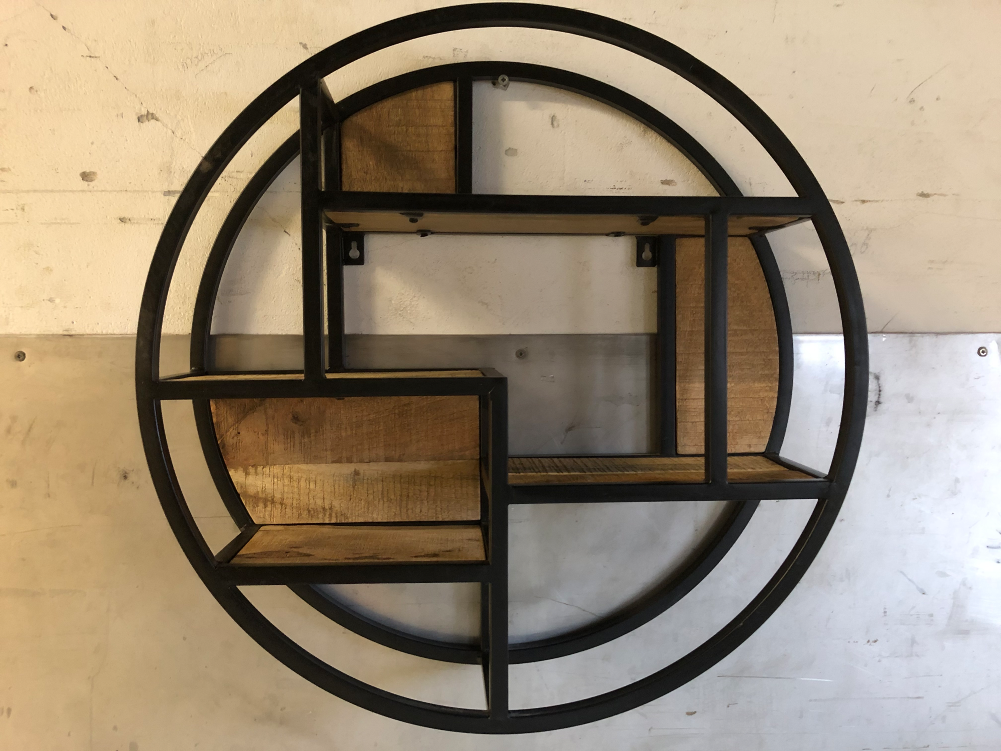 Round wallshelve 60cm black