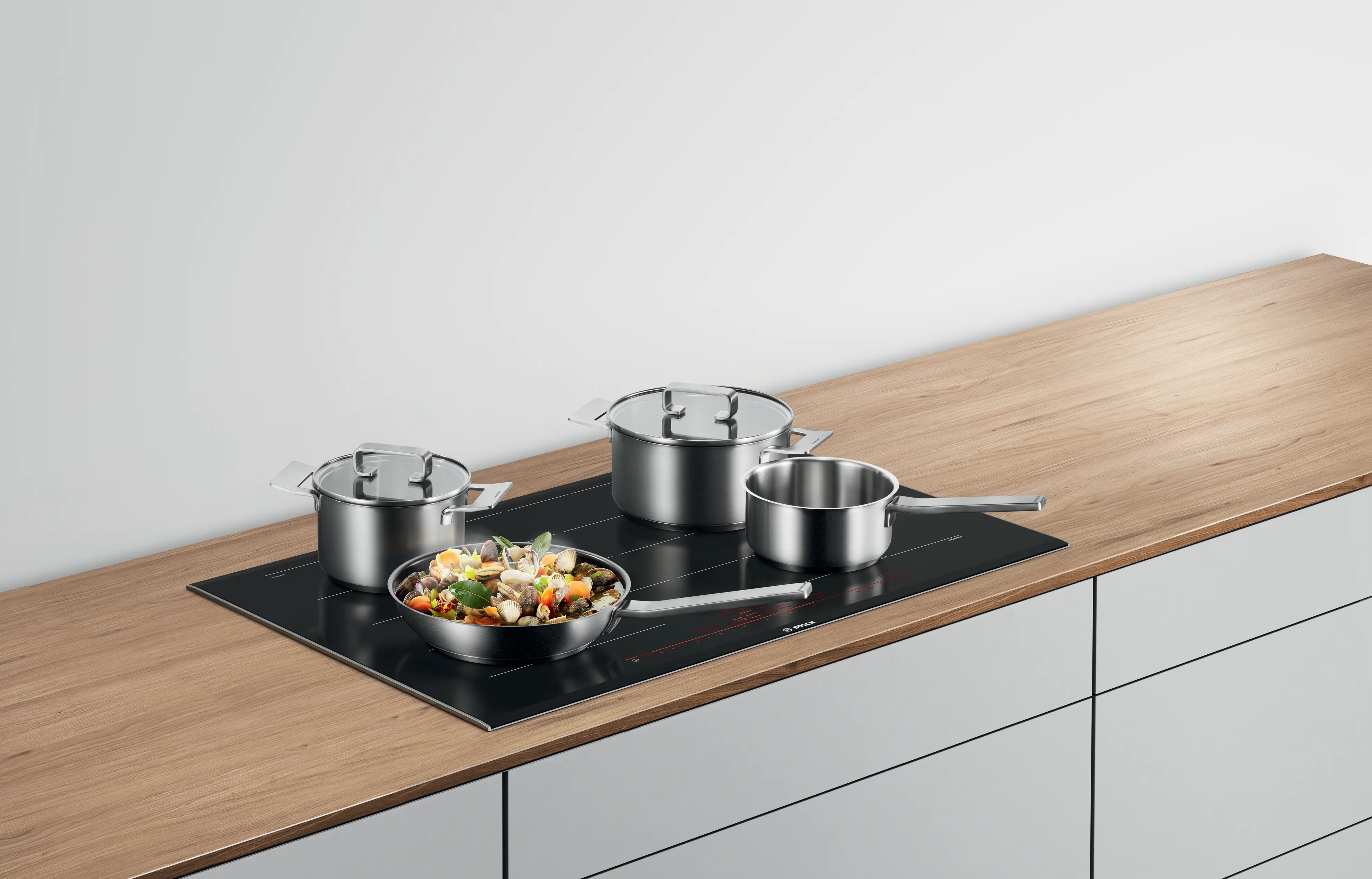Pannenset 4 Stuks HEZ9SE040 • 17005719